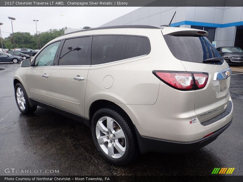 Champagne Silver Metallic / Ebony 2017 Chevrolet Traverse LT AWD