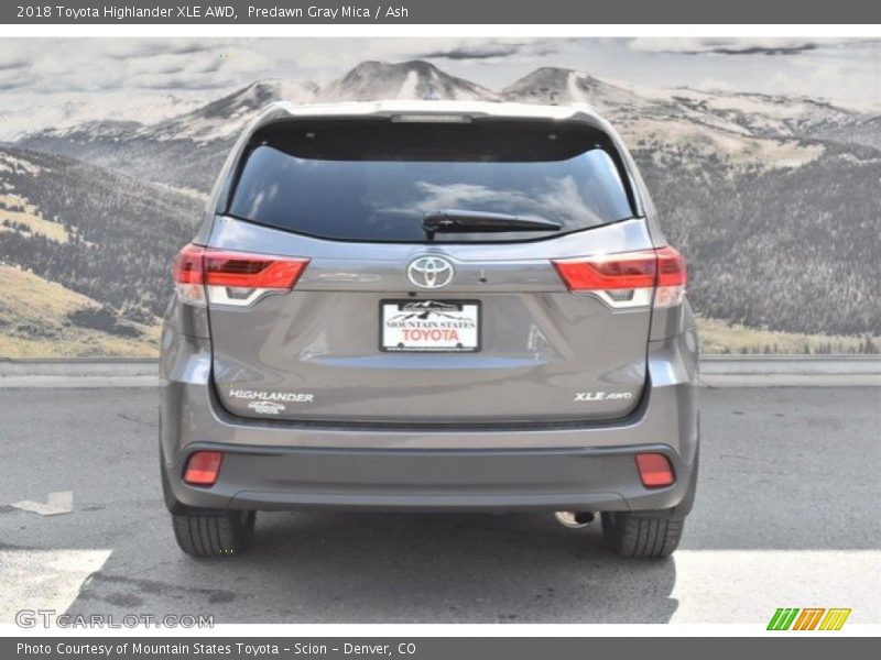 Predawn Gray Mica / Ash 2018 Toyota Highlander XLE AWD