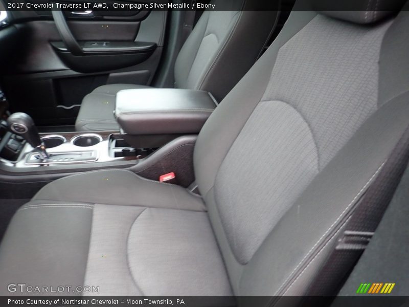 Champagne Silver Metallic / Ebony 2017 Chevrolet Traverse LT AWD