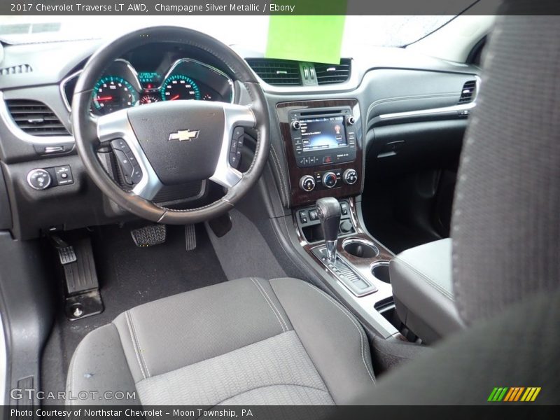 Champagne Silver Metallic / Ebony 2017 Chevrolet Traverse LT AWD