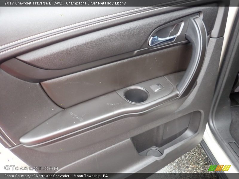 Champagne Silver Metallic / Ebony 2017 Chevrolet Traverse LT AWD
