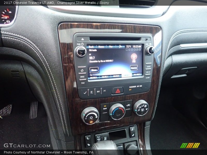 Champagne Silver Metallic / Ebony 2017 Chevrolet Traverse LT AWD