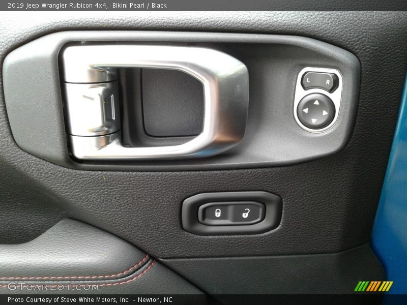 Controls of 2019 Wrangler Rubicon 4x4