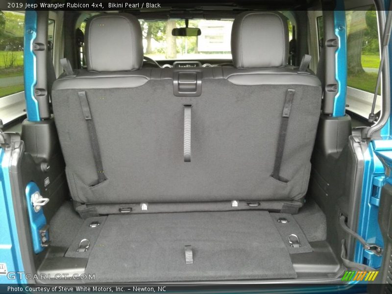  2019 Wrangler Rubicon 4x4 Trunk