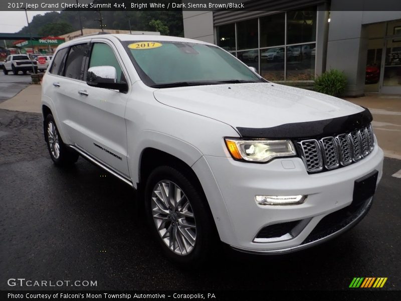 Bright White / Dark Sienna Brown/Black 2017 Jeep Grand Cherokee Summit 4x4
