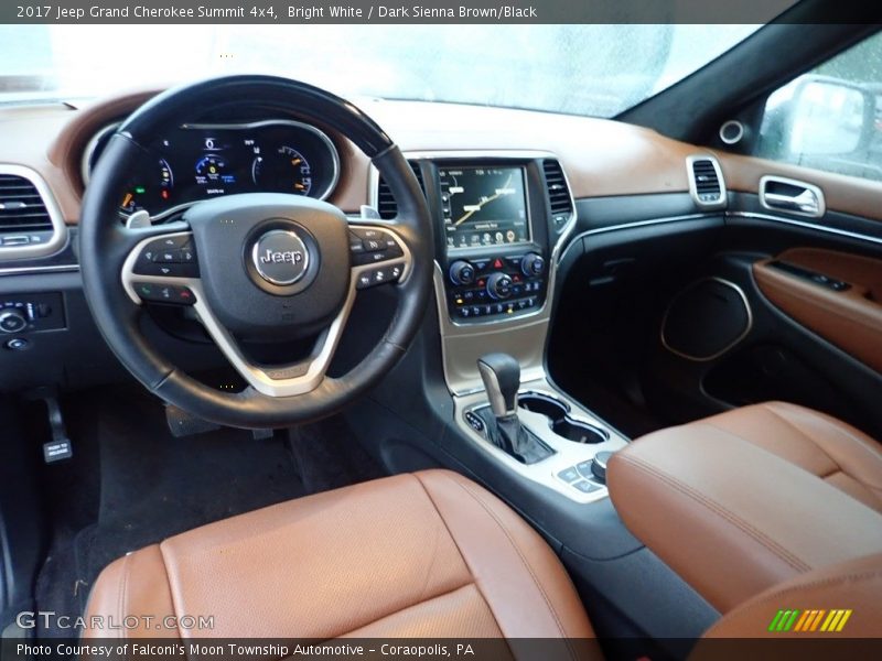 Bright White / Dark Sienna Brown/Black 2017 Jeep Grand Cherokee Summit 4x4