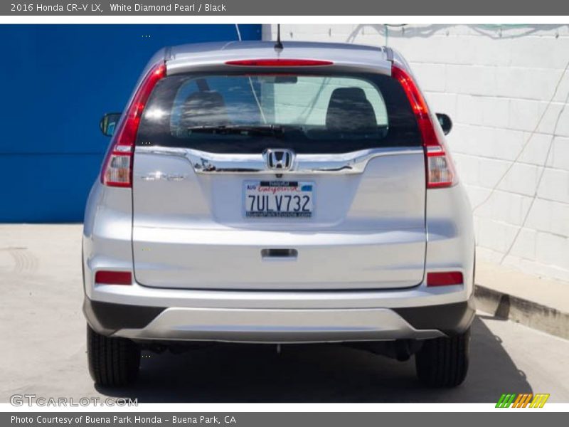White Diamond Pearl / Black 2016 Honda CR-V LX
