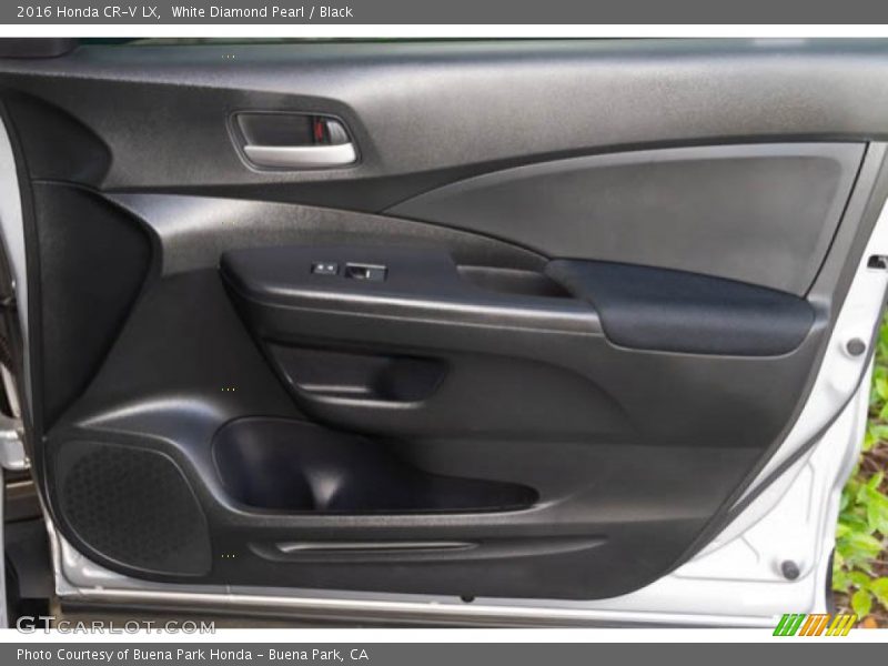 White Diamond Pearl / Black 2016 Honda CR-V LX