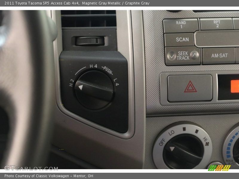 Magnetic Gray Metallic / Graphite Gray 2011 Toyota Tacoma SR5 Access Cab 4x4