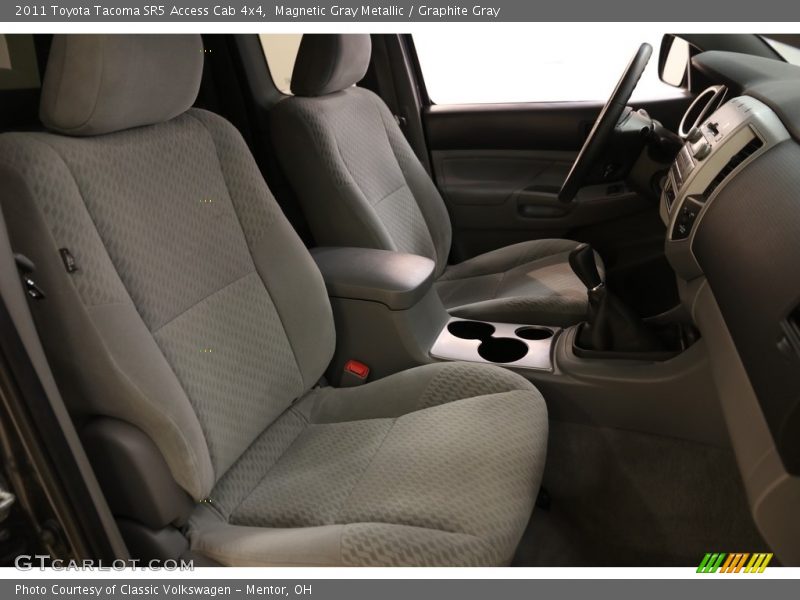 Magnetic Gray Metallic / Graphite Gray 2011 Toyota Tacoma SR5 Access Cab 4x4