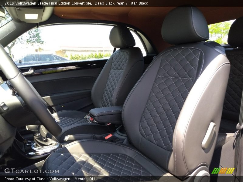  2019 Beetle Final Edition Convertible Titan Black Interior