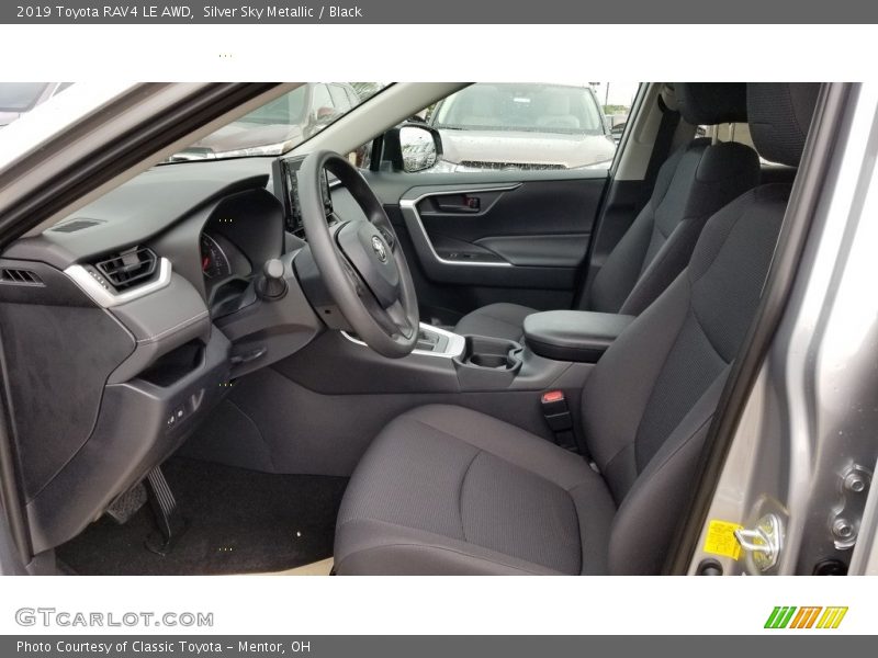 Silver Sky Metallic / Black 2019 Toyota RAV4 LE AWD