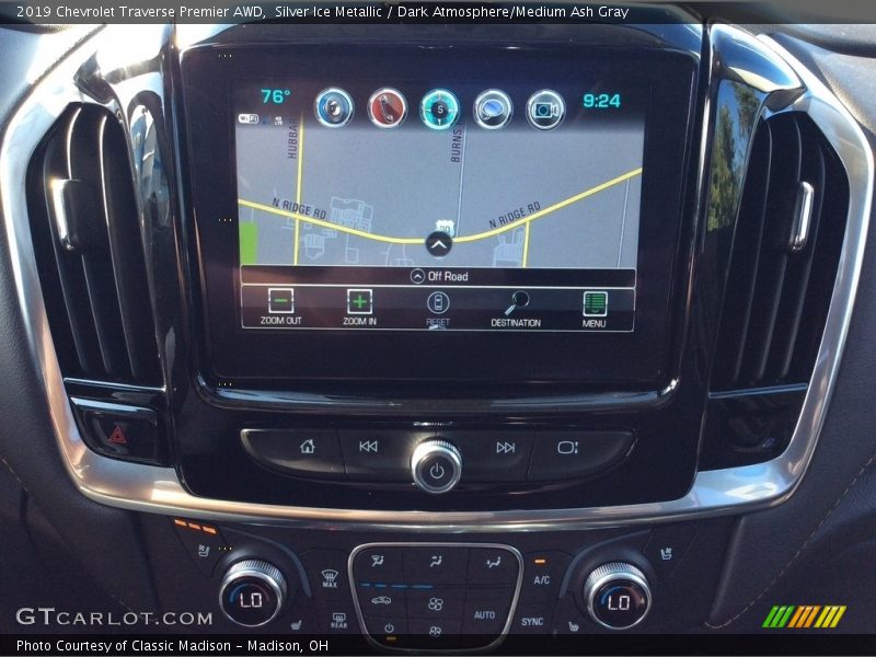 Silver Ice Metallic / Dark Atmosphere/Medium Ash Gray 2019 Chevrolet Traverse Premier AWD
