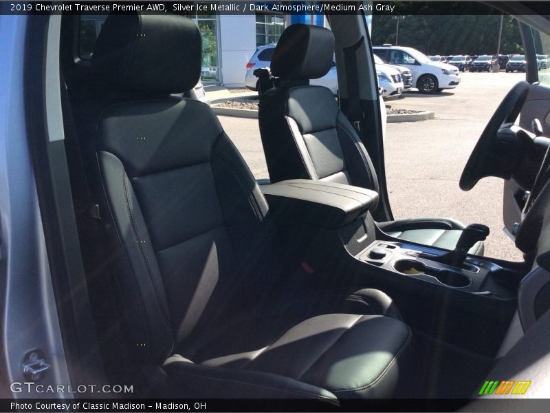 Silver Ice Metallic / Dark Atmosphere/Medium Ash Gray 2019 Chevrolet Traverse Premier AWD