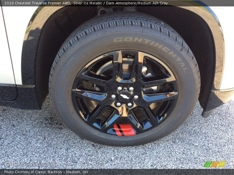 Silver Ice Metallic / Dark Atmosphere/Medium Ash Gray 2019 Chevrolet Traverse Premier AWD