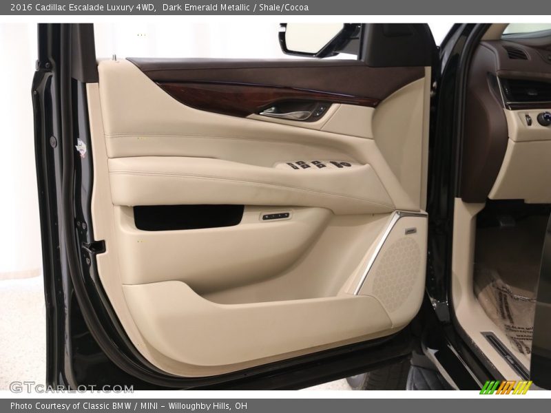 Dark Emerald Metallic / Shale/Cocoa 2016 Cadillac Escalade Luxury 4WD