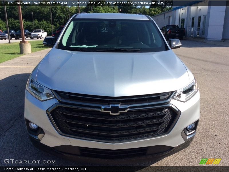 Silver Ice Metallic / Dark Atmosphere/Medium Ash Gray 2019 Chevrolet Traverse Premier AWD