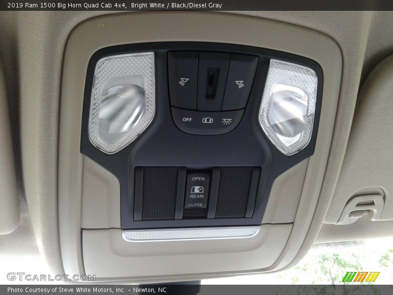 Bright White / Black/Diesel Gray 2019 Ram 1500 Big Horn Quad Cab 4x4