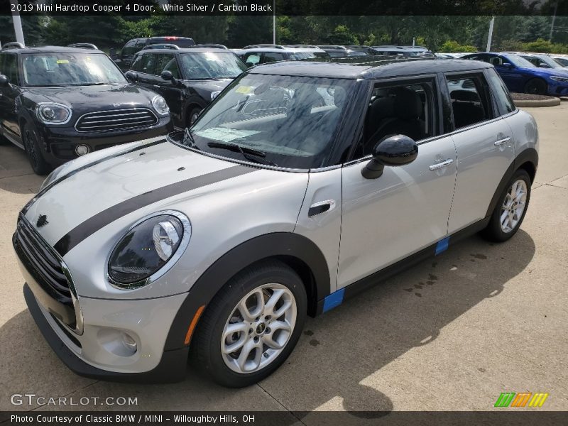 White Silver / Carbon Black 2019 Mini Hardtop Cooper 4 Door