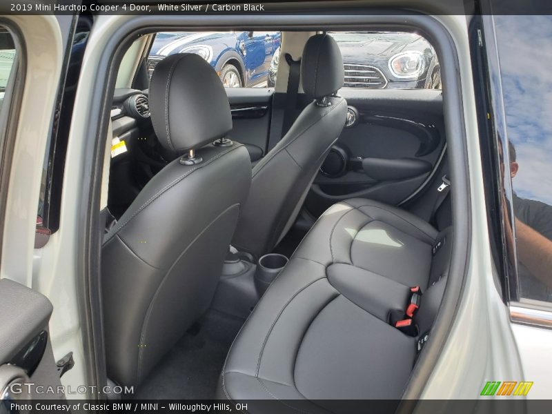 White Silver / Carbon Black 2019 Mini Hardtop Cooper 4 Door