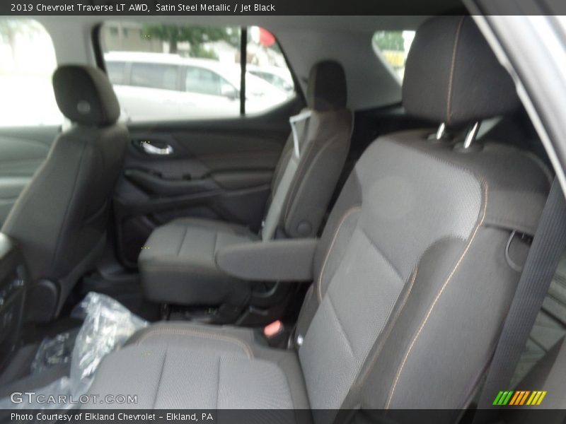 Satin Steel Metallic / Jet Black 2019 Chevrolet Traverse LT AWD
