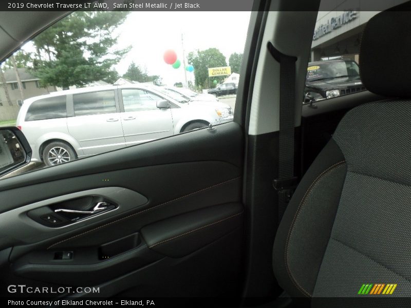 Satin Steel Metallic / Jet Black 2019 Chevrolet Traverse LT AWD