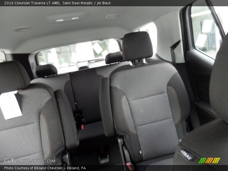 Satin Steel Metallic / Jet Black 2019 Chevrolet Traverse LT AWD
