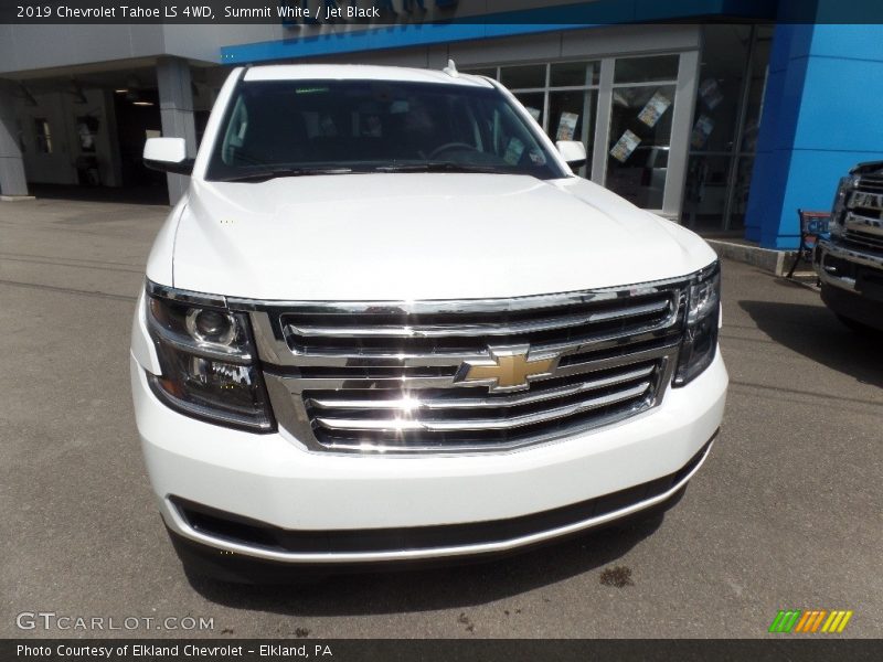 Summit White / Jet Black 2019 Chevrolet Tahoe LS 4WD