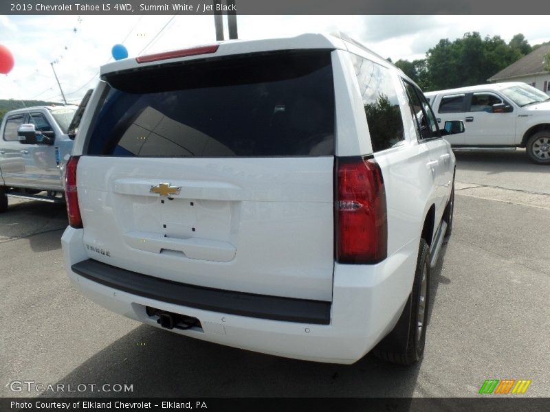 Summit White / Jet Black 2019 Chevrolet Tahoe LS 4WD