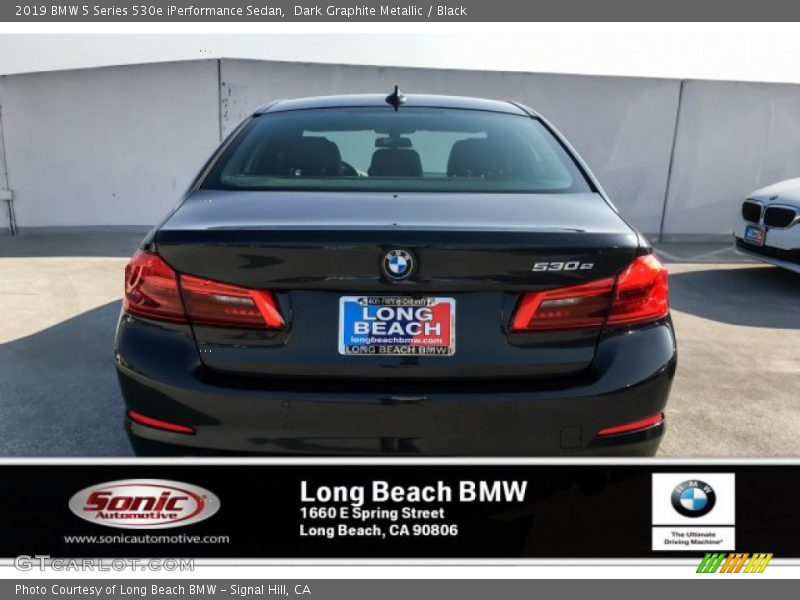 Dark Graphite Metallic / Black 2019 BMW 5 Series 530e iPerformance Sedan