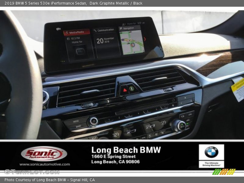Dark Graphite Metallic / Black 2019 BMW 5 Series 530e iPerformance Sedan