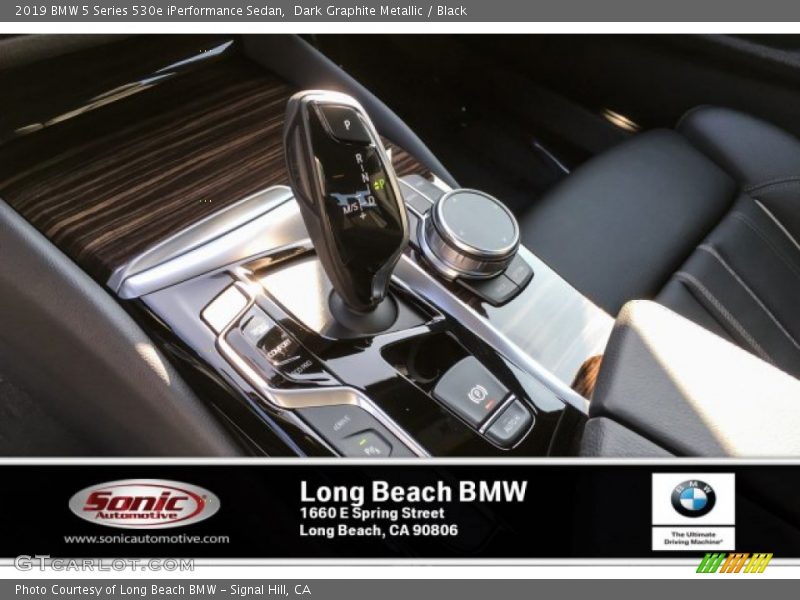 Dark Graphite Metallic / Black 2019 BMW 5 Series 530e iPerformance Sedan