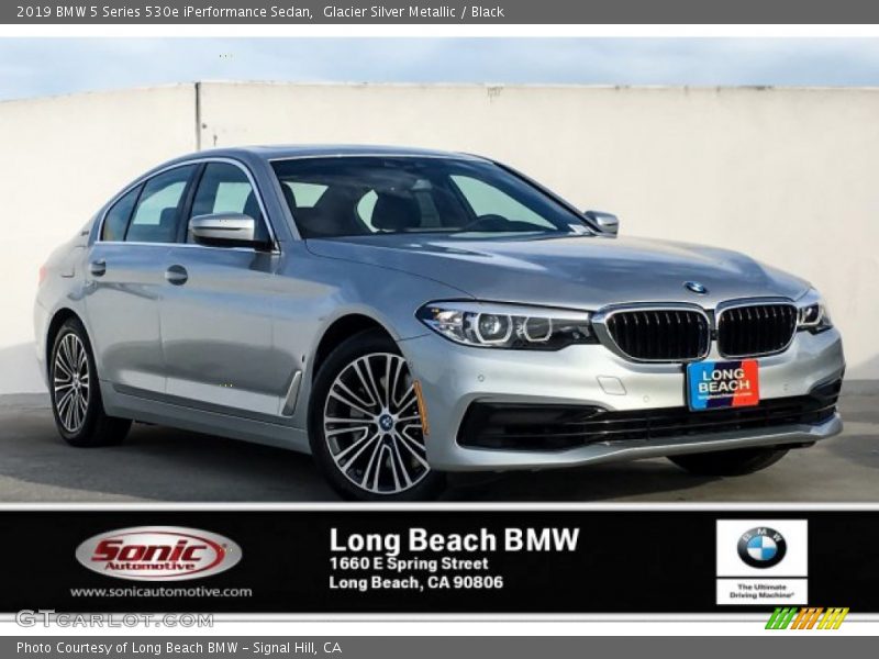Glacier Silver Metallic / Black 2019 BMW 5 Series 530e iPerformance Sedan