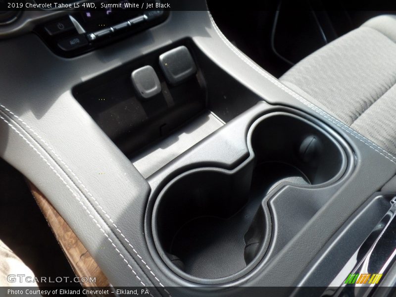 Summit White / Jet Black 2019 Chevrolet Tahoe LS 4WD