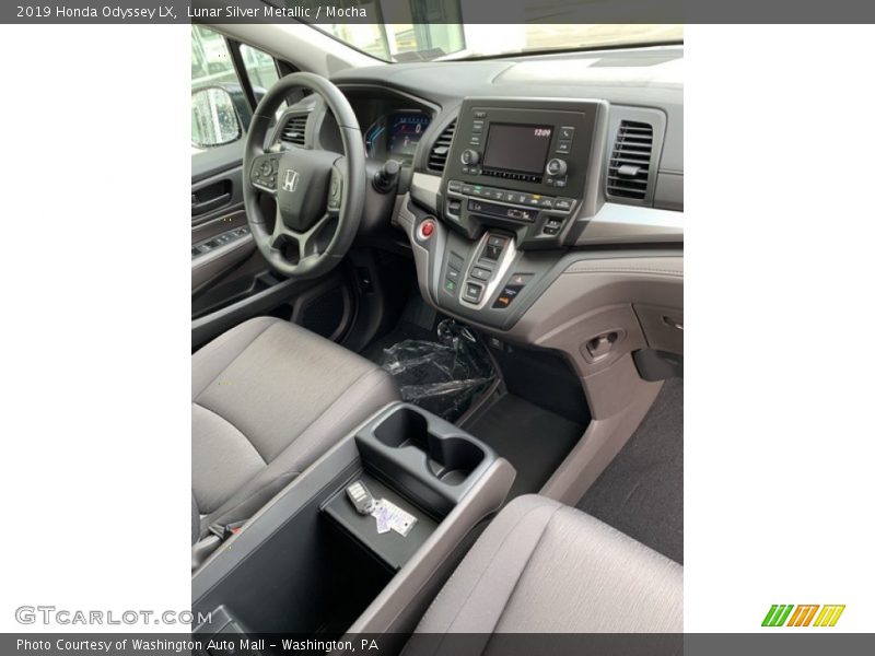Lunar Silver Metallic / Mocha 2019 Honda Odyssey LX