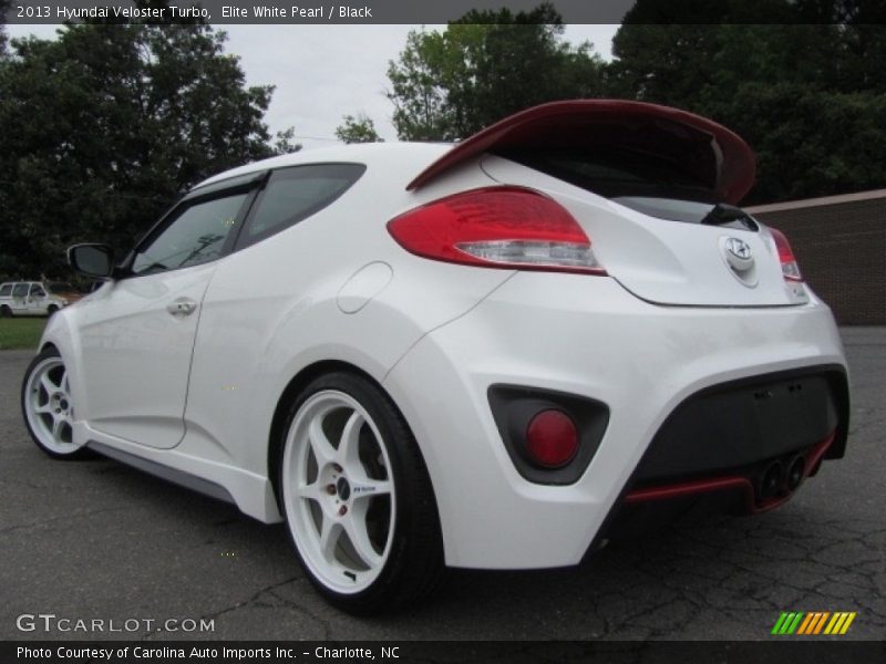 Elite White Pearl / Black 2013 Hyundai Veloster Turbo