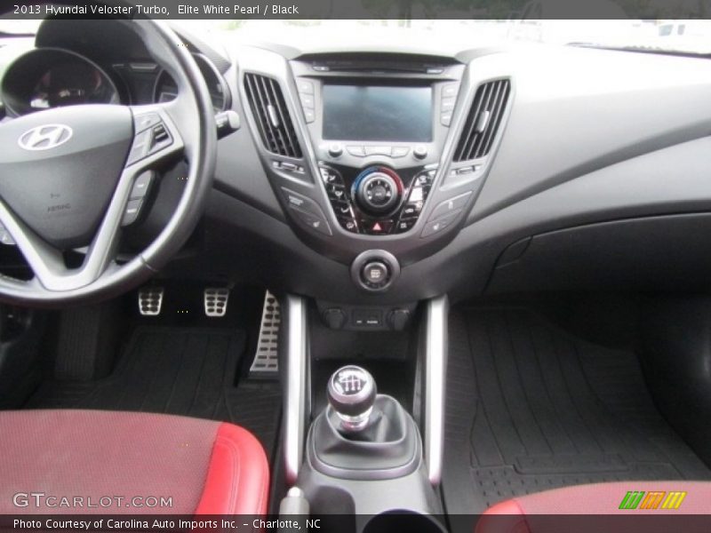 Elite White Pearl / Black 2013 Hyundai Veloster Turbo