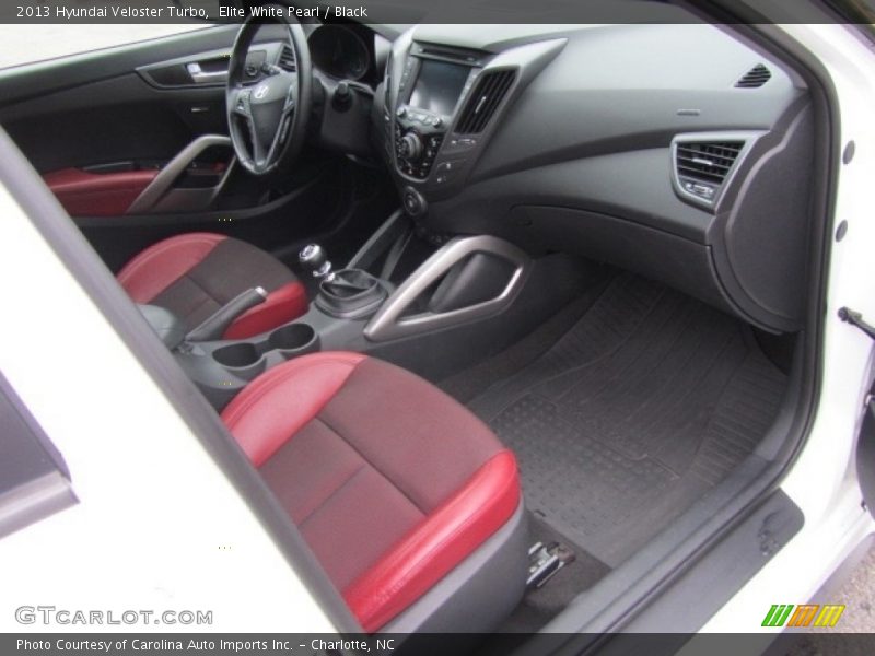 Elite White Pearl / Black 2013 Hyundai Veloster Turbo