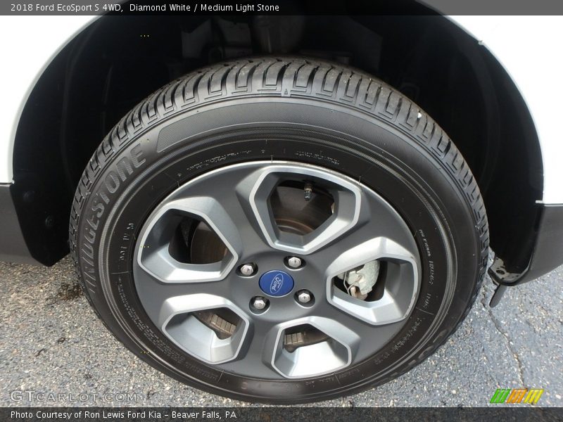 Diamond White / Medium Light Stone 2018 Ford EcoSport S 4WD