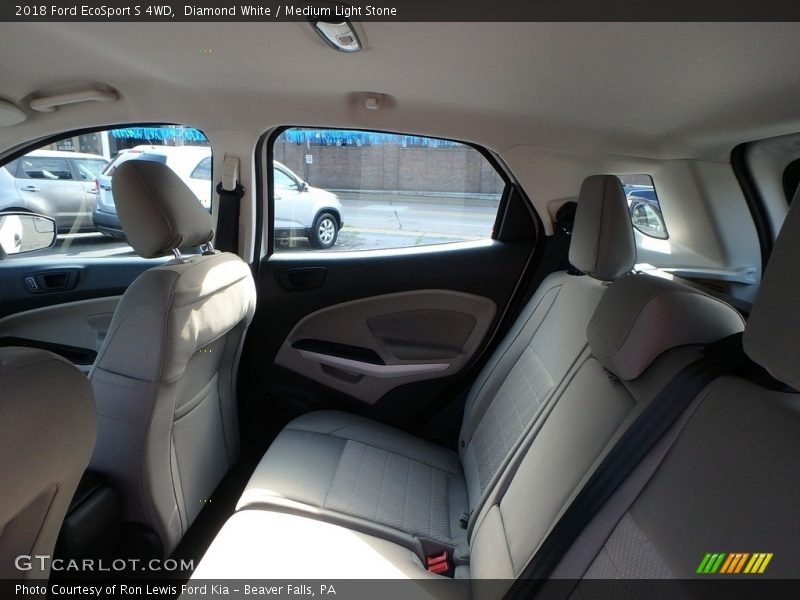 Diamond White / Medium Light Stone 2018 Ford EcoSport S 4WD