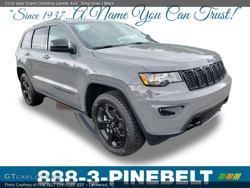Sting-Gray / Black 2019 Jeep Grand Cherokee Laredo 4x4