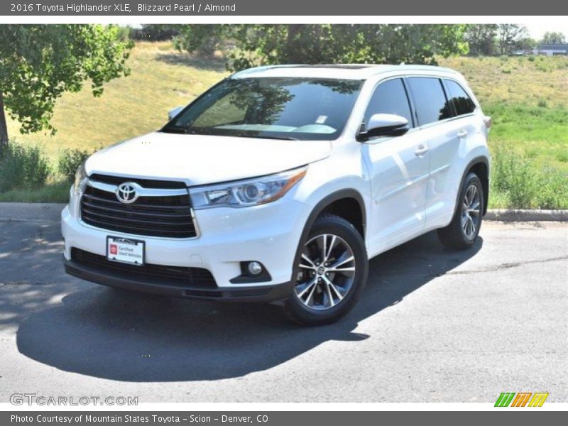 Blizzard Pearl / Almond 2016 Toyota Highlander XLE