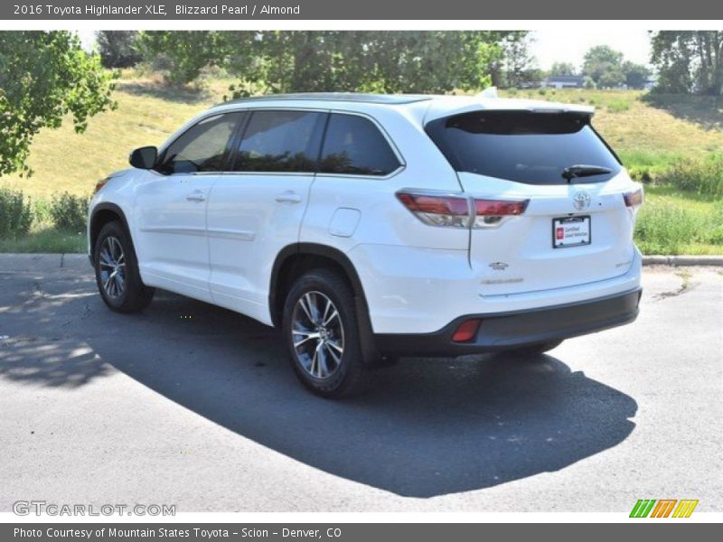 Blizzard Pearl / Almond 2016 Toyota Highlander XLE