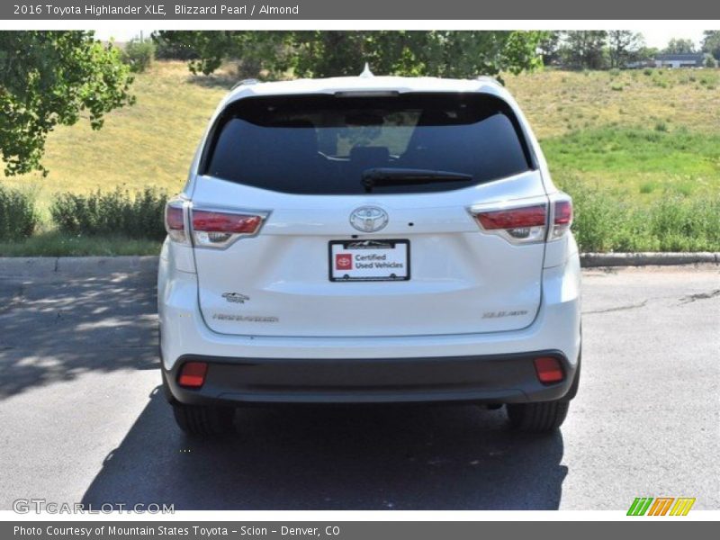 Blizzard Pearl / Almond 2016 Toyota Highlander XLE