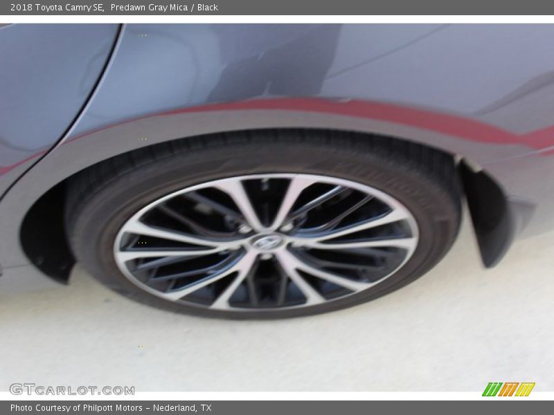 Predawn Gray Mica / Black 2018 Toyota Camry SE