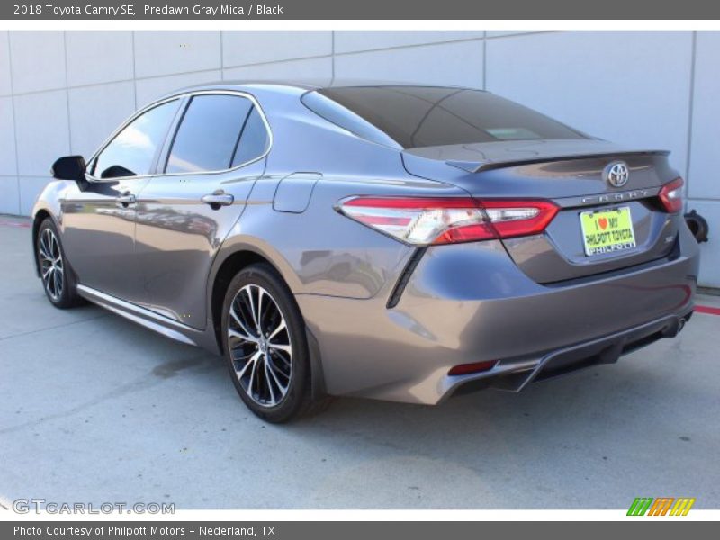 Predawn Gray Mica / Black 2018 Toyota Camry SE