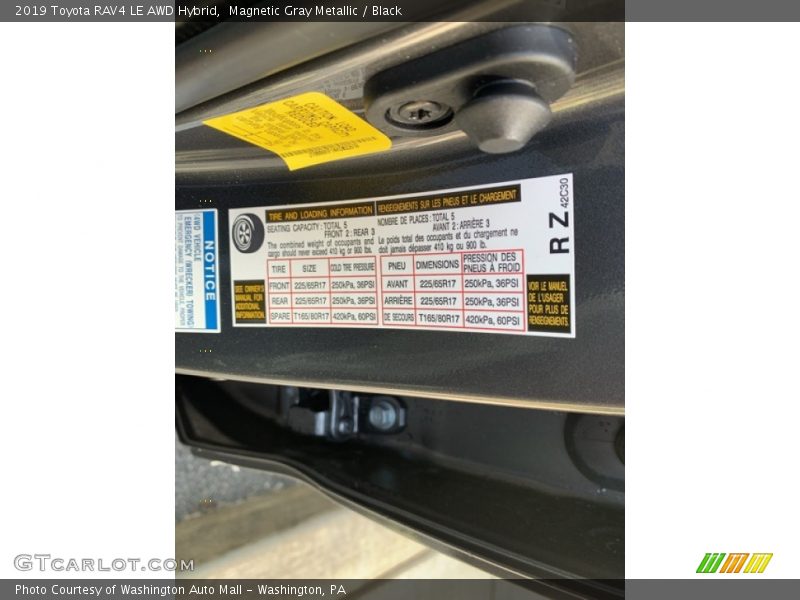 Magnetic Gray Metallic / Black 2019 Toyota RAV4 LE AWD Hybrid