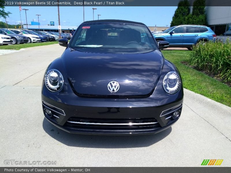  2019 Beetle SE Convertible Deep Black Pearl