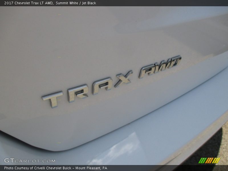 Summit White / Jet Black 2017 Chevrolet Trax LT AWD