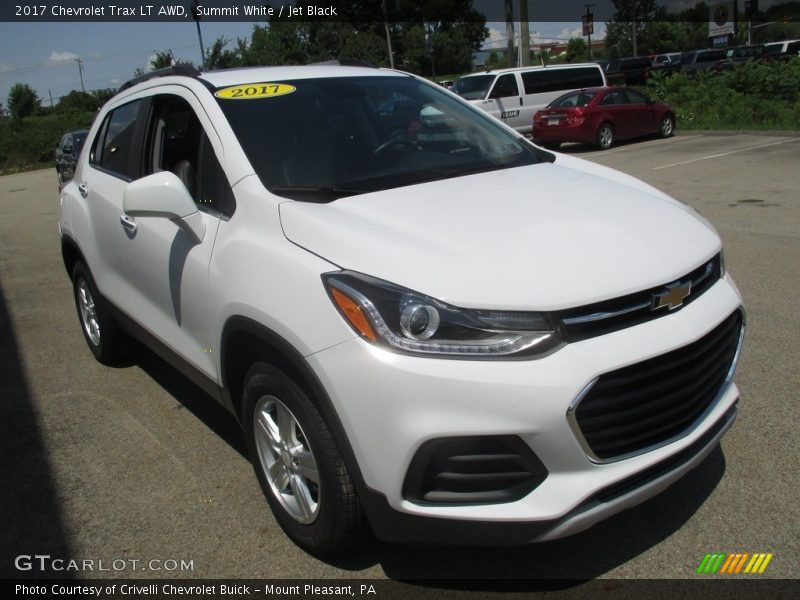 Summit White / Jet Black 2017 Chevrolet Trax LT AWD